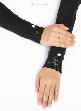 LACEY - Black